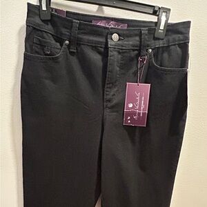 Gloria Vanderbilt Black Jeans Size 8 Short, Slim Fit